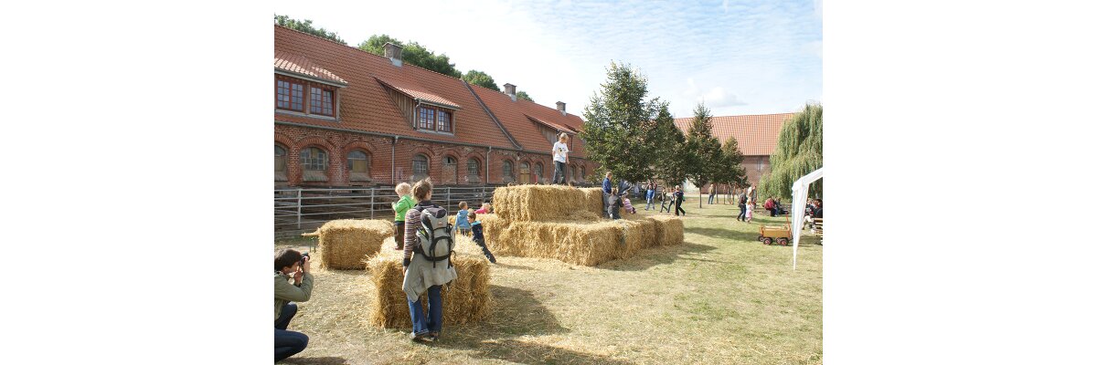 1. Mai - Maifest in Kuhhorst - 