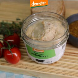 Holzbrett mit Brotscheibe mit Kuhhorster Jagdwurst