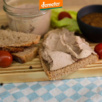 Kuhhorster Leberwurst offenes Glas von oben fotografiert